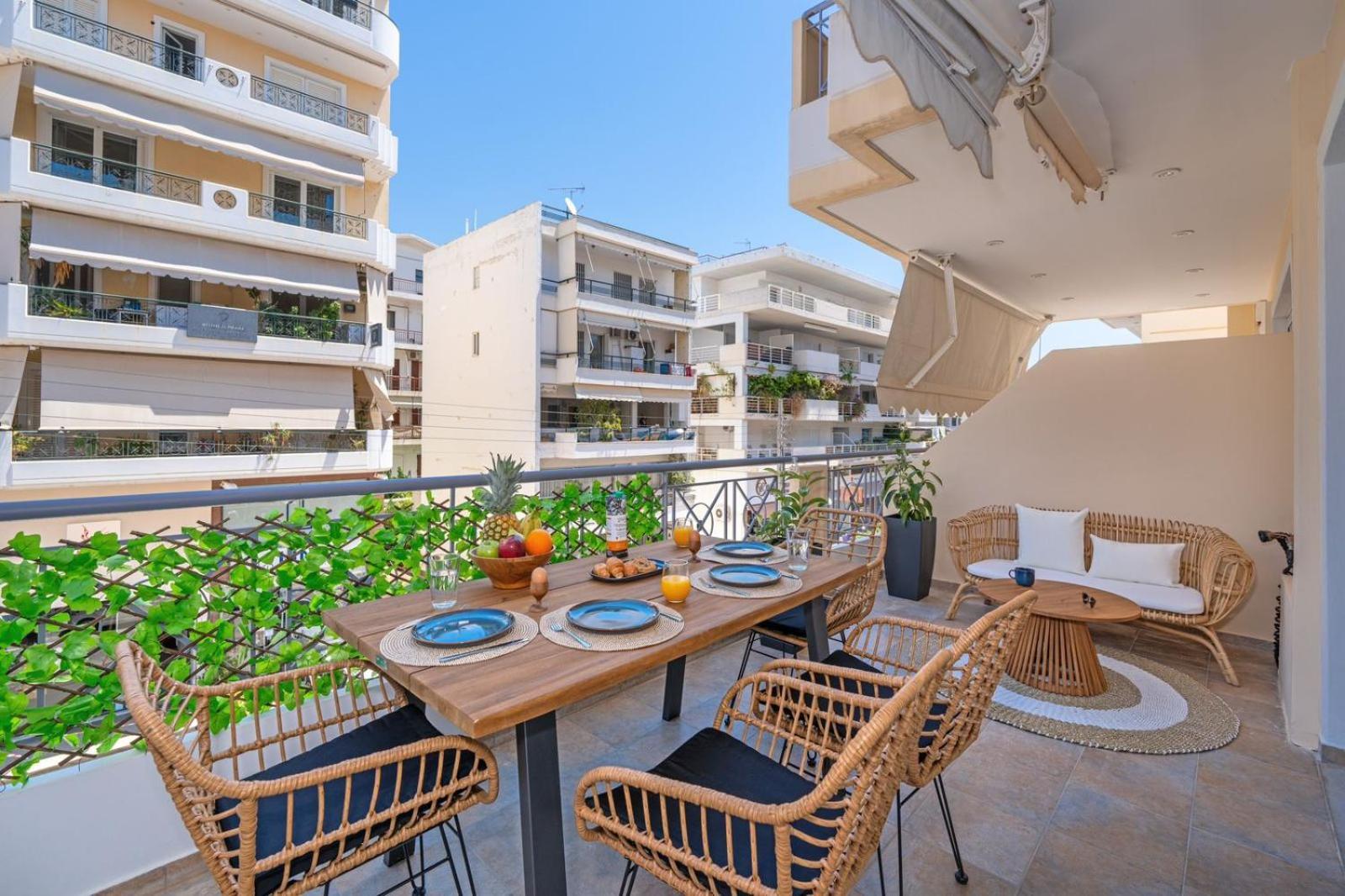 Luxurious Coastal Retreat In Central Glyfada Athen Exterior foto